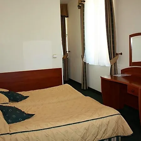 Hotel Saol 3*