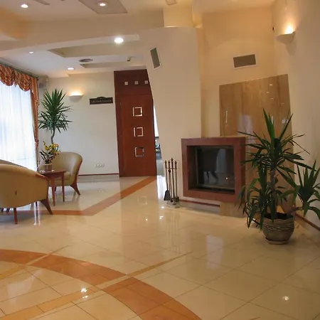 Saol Hotel 3*